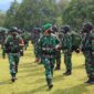 Upacara Penerimaan Satgas Pamtas RI-PNG Kewilayahan Kodim Yalimo Yonif Raider 142/KJ di Lapangan Pancasila Rindam XVII/Cenderawasih, Jumat (8/4/22).