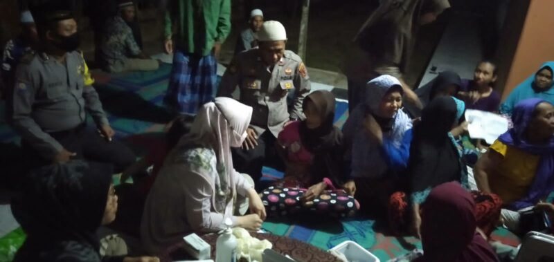 Safari Vaksinasi Ramadhan Polsek Muaro Sebo di Desa Niaso, Sabtu (16/4/22). FOTO : Ist