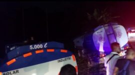 Truk Tangki Brisi BBM Jenis Solar di Amankan Polda Jambi di Pelabuhan Talang Duku, Minggu (17/4/22) malam. FOTO : Dhea