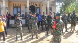Dan SSK TMMD ke-113 Tahun 2022 Kodim 0419/Tanjab Letda Chb Zainul Kopli memimpi apel persiapan personel sebelum melaksanakan pengerjaan sasaran fisik, Kamis (12/5/22). FOTO : PENDIM Tjb