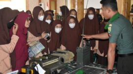 Korem 042/Gapu Terima Kunjungan Edukasi Dari Siswi SMA IT Nurul Ilmi Jambi