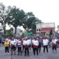 Sekda Provinsi Jambi H. Sudirman Saat Lepas Peserta Fun Bike Semarak Hari Bhayangkara ke 76 Polda Jambi. FOTO : Ist
