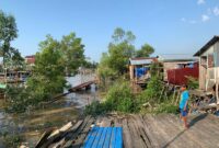 Terkena Abrasi, Lima Rumah di Kampung Nelayan Rusak Parah