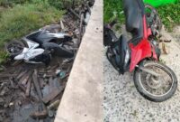 Kondisi kendaraan Honda Vario dan Yamaha Jupiter MX yang rusak dan terseret melewati trotoar setelah terlibat kecelakaan lalu lintas, Rabu (13/7/22). FOTO : Ist