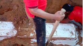 Proses Pembongkaran Makam Brifadir J. [FOTO : Dhea]