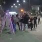 Entah Pasal Apa, Sejumlah Remaja Baku Hantam di Alun - Alun Kota Kuala Tungkal. FOTO : Tangkapan Layar