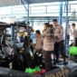 Polda Jambi dan Polres Jajaran Bagikan Sembako Serentak, Sasarannya Warga Ini