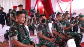 Danrem 042/Gapu Brigjen TNI Supriono Saat Hadiri Upacara Penetapan Komcad Tahun 2022 di Pusdiklatpassus Batujajar Bandung, Jawa Barat, Kamis (8/9/22). FOTO : PENREM.