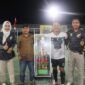 Dandim 0419/Tanjab Letkol Kav Muslim Rahim, T, SH., M.Si didampingi Ketua Persit KCK Cabang XXVI Dim 0419 Ny Rizka Muslim Rahim foto bersama Tim Kapten dan Manager Juara 1 Futsal. FOTO : Pntjb
