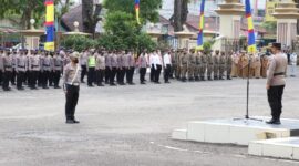 Wakapolda Jambi Brigjen Pol Yudawan R Saat Pimpin Apel Gelar Pasukan Operasi Zebra Siginjai 2022 di Lapangan Hitam Mapolda Jambi, Senin (13/10/22). FOTO : Dhea