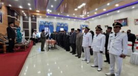 Bupati H. Anwar Sadat Saat Melantik dan Mengambil Sumpah jabatan pejabat eselon II, III dan IV. FOTO : LT