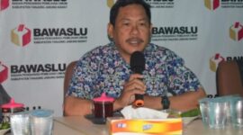 Ketua Bawaslu Tanjab Barat Hadi Siswa. FOTO : Ist