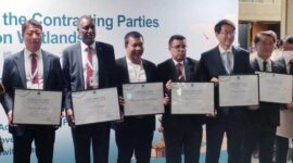 Bupati Tanjabtim Romi Hariyanto Menjadi Bupati Pertama di Indonesia Terima Ramsar’s Award Wetland City Accreditation. FOTO : KOMINFO