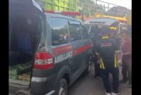 Viral Ambulance Jenazah Terjebak Macet di Batanghari, Ini Penjelasan Polda Jambi. FOTO : Tangkapan Layar