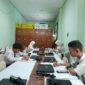 Siswa Siswi SMPN 2 Kuala Tungkal saat mengikuti OSN Matematika IPA dan IPS Tingkat Kabupaten secara online. FOTO : Ist