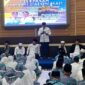 Bupati Tanjung Jabung Barat H. Anwar Sadat memberikan sambutan saat pelepasan 367 CJH di Rumah Jabatan Bupati, Sabtu (3/6/23). FOTO : Ist/mam