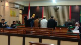 Para saksi saat diambil sumpah. FOTO : Dok Kejari Tanjab Barat 