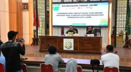 Konferensi Pers di Kejaksaan Tinggi Jambi. FOTO : Dok. Kejati
