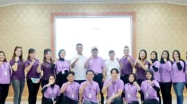 Pengurus DPC ASKI Foto bersama Bupati, Kepala Disparpora, Ketua KORMI. FOTO : Prokopim 