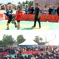 Warga Kuala Tungkal Antusias menyaksikan Pertandingan Terbuka Kick Boxing di Alun-Alun Kota Kuala Tungkal, Sabtu (17/6/23). FOTO : Kolase LT