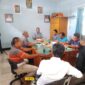 Proses Mediasi Perbaikan Kerusakan Halte Sungai Desa Kempas Jaya dengan Agen Pelayaran di Pelabuhan LLASDP Kuala Tungkal. FOTO : Dok Dishub Tjb