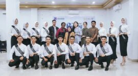 14 Finalis Bujang dan Gadis Tanjab Barat foto bersama Dewan Juri. FOTO : Ist
