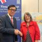 Menteri Hukum dan HAM Republik Indonesia Yasonna H. Laoly bersama Anggota Parlemen Inggris Fiona Bruce. FOTO : Dok Humas