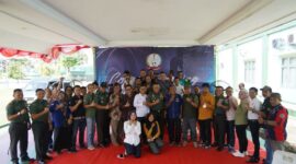 Danrem 042/Gapu Brigjen TNI H. Supriono, S. IP, MM Foto bersama awak media. FOTO : Penrem 042/Gapu