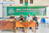 Jaksa Kejari Tanjung Jabung Barat sampaikan materi penyuluhan Hukum Jaksa Masuk Sekolah. FOTO : Dok Kejari