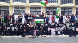 Orasi kemanusiaan Aksi Bela Palestina di Depan Masjid Syekh Utsman Kuala Tungkal, Minggu (29/10/23). FOTO : LT