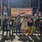 Habib Agil, Ustadz Taufik Jakfar, Muhammad Thariq Akbar bersama pengurus Sanggar Tuah Sekate Tanjab Barat. FOTO : Dok/Sanggar Tuah Sekate