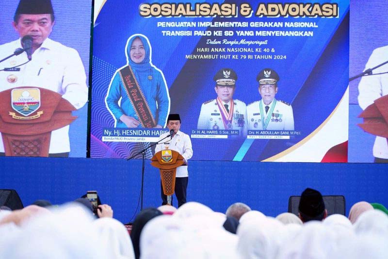 Acara Sosialisasi dan Advokasi Penguatan Implementasi Gerakan Nasional Transisi PAUD ke-SD dalam rangka Hari Anak Nasional Ke-40 dan menyambut HUT ke-79 RI Tahun 2024 , bertempat di EV Garden, Kecamatan Paal Merah, Kota Jambi, Rabu (07/08/24). FOTO : Diskominfo