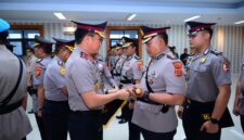 Tongkat Komando Berganti: AKBP Maulia Lanjutkan Estafet Kepemimpinan AKBP Agung di Tanjab Barat Sertijab Berlangsung di Mapolda Jambi. FOTO : IST