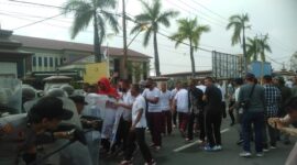 Massa geruduk Mako Polres Tanjab Barat latihan sispam kota antisipasi gangguan Kamtibmas dan kontijensi menjelang pemilu 2024, Rabu (7/6/23). FOTO : LT 
