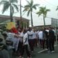Massa geruduk Mako Polres Tanjab Barat latihan sispam kota antisipasi gangguan Kamtibmas dan kontijensi menjelang pemilu 2024, Rabu (7/6/23). FOTO : LT 