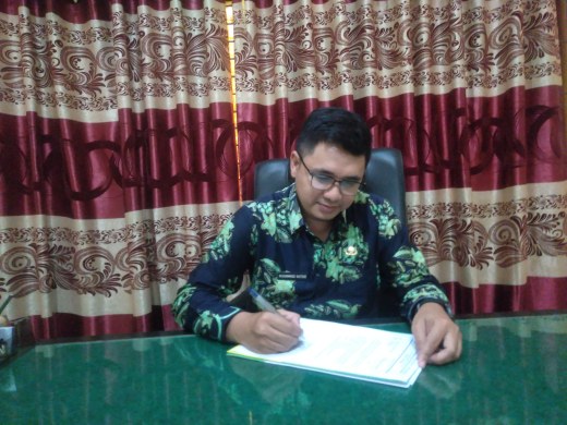 Muhammad Natsir Plt Kepala Dinas PMD Tanjung Jabung Barat. FOTO : LT
