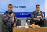 Menteri Ketenagakerjaan Yassierli saat menjadi pembicara dalam forum koordinasi ketenagakerjaan di Lombok Tengah, NTB, Jumat (3/7/2026). Dalam kesempatan tersebut, Menaker mengajak perusahaan di kawasan KEK Mandalika untuk memperluas kuota Program Magang Nasional (MagangHub) guna mencetak talenta lokal yang siap kerja. (Foto: Istimewa)