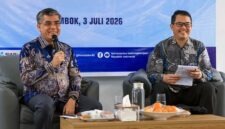 Menteri Ketenagakerjaan Yassierli saat menjadi pembicara dalam forum koordinasi ketenagakerjaan di Lombok Tengah, NTB, Jumat (3/7/2026). Dalam kesempatan tersebut, Menaker mengajak perusahaan di kawasan KEK Mandalika untuk memperluas kuota Program Magang Nasional (MagangHub) guna mencetak talenta lokal yang siap kerja. (Foto: Istimewa)