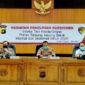 FOTO : Pembukaan pengisian ITK-O dibuka oleh Kapolres Tanjab Barat AKBP Guntur Saputro, SIK, MH (tengah) didampingi Kabag Ren Kompol Agus Ruchimat dan Peneliti Ekternal M. Efendi, S.Sos.I, Rabu (20/05/20)
