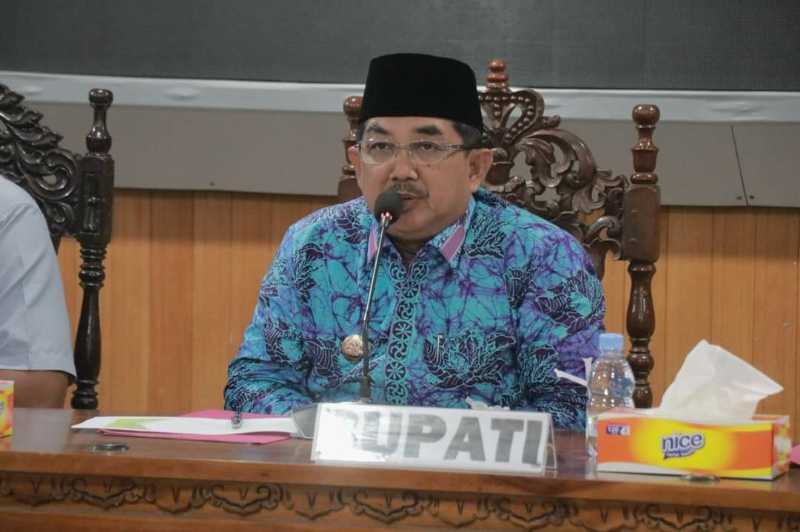 Drs H Anwar Sadat, M. Ag Bupati Tanjung Jabung Barat. FOTO : Prokopim 