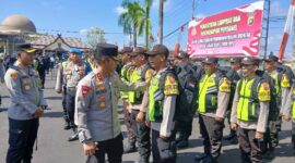 Kapolda Jambi Irjen Pol Rusdi Hartono Cek Kesiapan Personel Polres Tanjab Barat dalam pengamanan pilkada serentak di Tanjab Barat 2024. FOTO : LT 