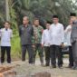 Pjs Bupati Tanjung Jabung Barat, dr H MHD Fery Kusnadi, Sp.OG tinjau kondisi Jalan rusak.