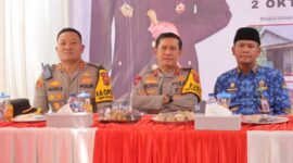 Sekda Tanjab Barat Hermansyah, S. STP, MH bersama Kapolda Jambi Irjen Pol Drs Rusdi Hartono, M. Si dan Kapolres Tanjab Barat AKBP Agung Basuki, SIK, MM (Dok Humas)