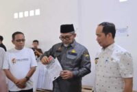 Pjs Bupati Tanjab Barat dr H Mhd Fery Kusnadi, Sp. OG bersama M Rum, SH dampingi Pjs Gubernur DR H Sudirman, SH, MH pantau kesiapan pilkada di Tanjab Barat