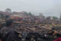 Kondisi puing-puing Rumah Pasca kebakaran di Desa Sungai Itik, Kecamatan Sadu, Tanjab Timur (Dok Ist)