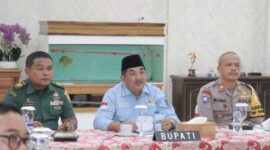 Bupati Anwar Sadat saat mengikuti virtual meeting terkait program Makan Bergizi Gratis bersama Gubernur Al Haris (Prokopim)