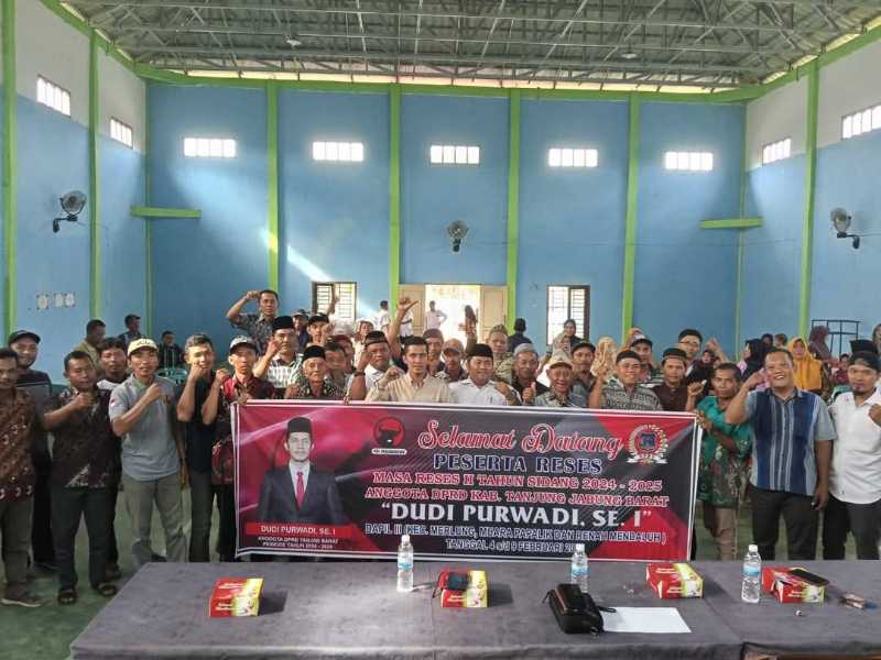 Dudi Purwadi bersama peserta reses (Humas)