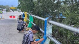 Pengecatan Pagar Jembatan Masuk Pelabuhan Roro (Ist)