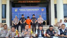 Didampingi PJU Kapolres Tanjab Barat Polda Jambi AKBP Agung Basuki, S. I. K., M. M berikan keterangan kepada pers (LT)