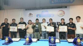 Bupati Anwar Sadat, Ketua Umum KONI, Penasehat dan Ketua POBSI Tanjab Barat bersama peserta Turnamen TS Biliar (LT)